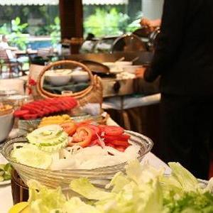 отель Silom Serene