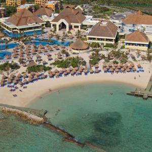 отель Luxury Bahia Principe Akumal