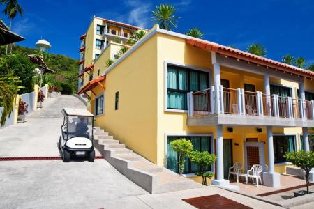 Отель By The Sea Phuket Beach Resort в пляж Панва - Таиланд