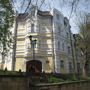 отель Октябрь