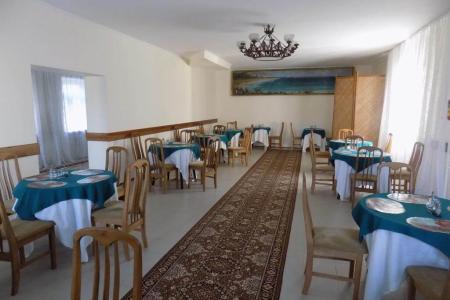 Отель Октябрь в Кисловодск - Россия