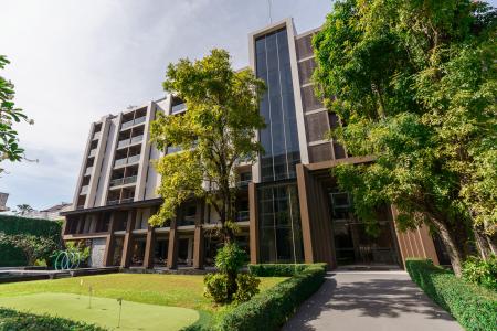 Отель Fifth Jomtien Pattaya в пляж Джомтьен - Таиланд