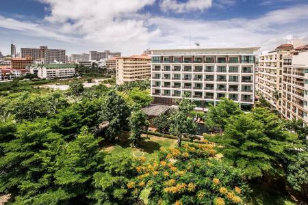 Отель Fifth Jomtien Pattaya в пляж Джомтьен - Таиланд