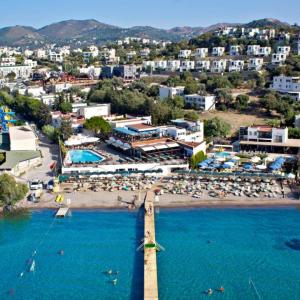 отель Fleur Bay Resort