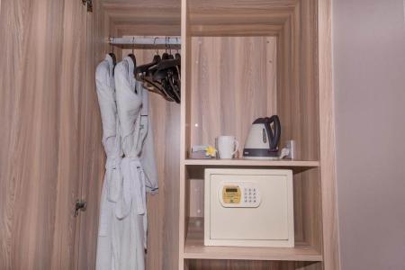 Cactus Resort Sanya By Gloria