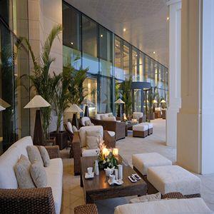 Las Arenas Balneario Resort