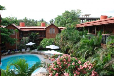 Отель Sea Breeze Resort Candolim в Кандолим - Индия