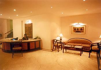 La Place Sarovar Portico