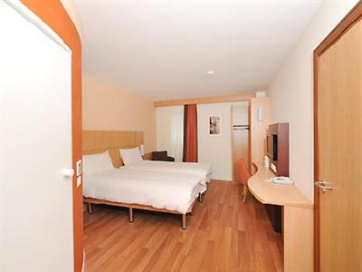 Ibis Belfast City Centre