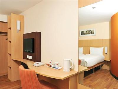 Ibis Belfast City Centre