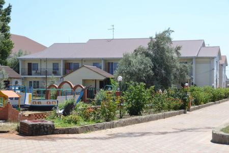 Дельфин база отдыха (Пересыпь)