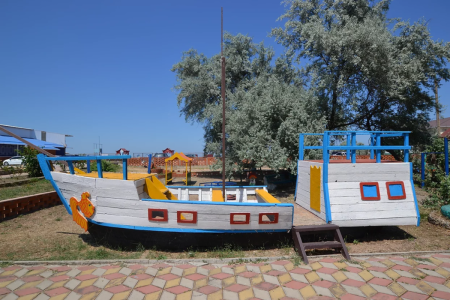 Дельфин база отдыха (Пересыпь)