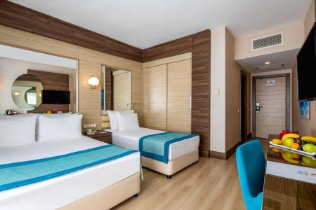 Отель TUI Family Life Kaya Side в Титрейенгёль - Турция