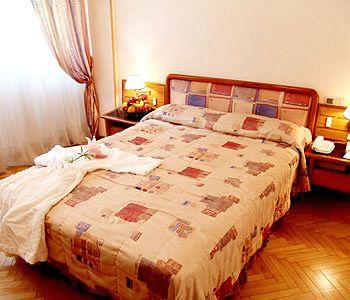 Отель Sheltown в Буэнос-Айрес - Аргентина