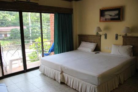 Отель My Friend's House Karon в пляж Карон - Таиланд