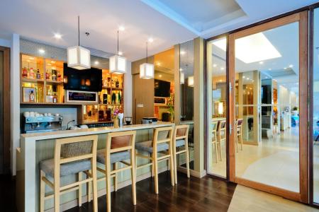 Отель The Ashlee Plaza Patong Hotel & Spa в пляж Патонг - Таиланд