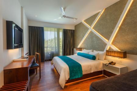 Отель Camelot Beach Hotel в Негомбо - Шри-Ланка