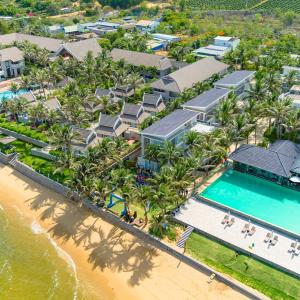отель Villa Del Sol Beach Resort & Spa