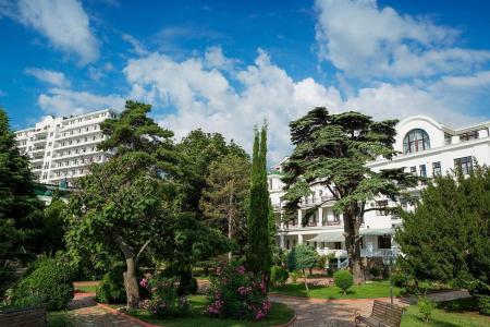 Отель Riviera Sunrise Resort & Spa в Алушта - Россия