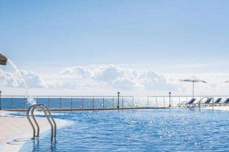 Отель Riviera Sunrise Resort & Spa в Алушта - Россия