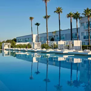 отель So White Club Resort