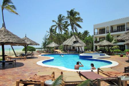 Отель Reef & Beach Resort в Джамбиани - Танзания