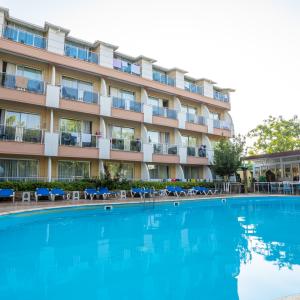 отель Aperion Beach Hotel