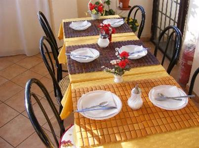 Le Petit Hotel Monterotondo