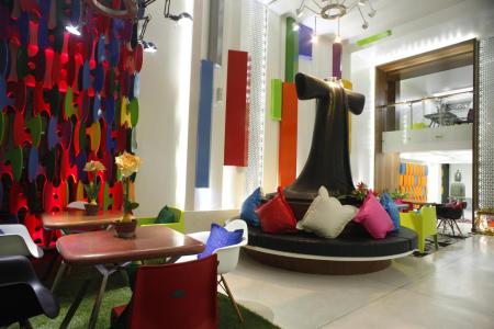 Отель The Color Kata в пляж Ката - Таиланд