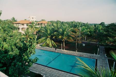 Отель Hotel Lagoon Paradise Negombo в Негомбо - Шри-Ланка
