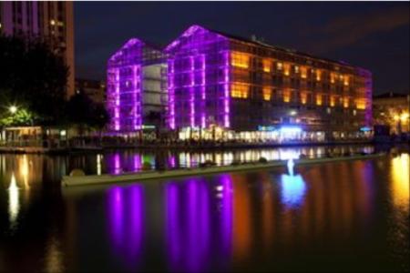 Отель Holiday Inn Express Paris Canal De La Villette в Париж - Франция