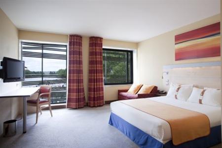 Отель Holiday Inn Express Paris Canal De La Villette в Париж - Франция