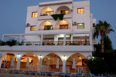 Stephanos Hotel Apartments
