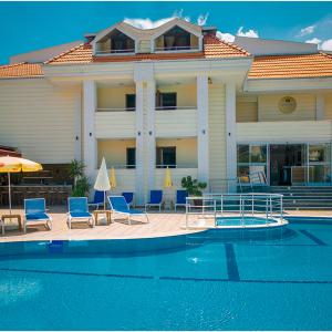 отель Emily Rose Hotel
