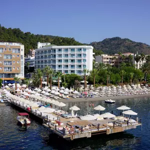 отель Cettia Beach Resort