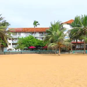 отель Topaz Beach Hotel