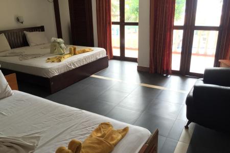 Отель Topaz Beach Hotel в Негомбо - Шри-Ланка