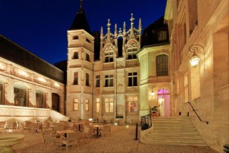 Hotel De Bourgtheroulde