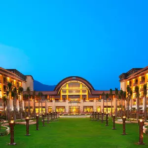 отель The St. Regis Sanya Yalong Bay