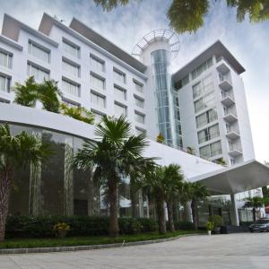 отель Mondial Hotel Hue