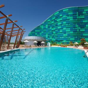 отель Millennium Al Rawdah Hotel