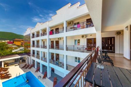 Отель Гостиница Азария в Геленджик - Россия