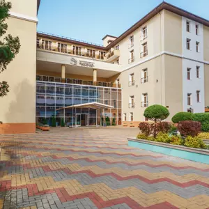 отель Sunmarinn Resort Hotel