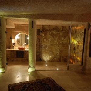 отель MDC CAVE HOTEL