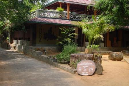 Отель Tree Of Life в Канди - Шри-Ланка