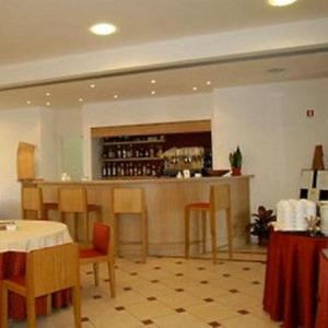 отель Business Hotel