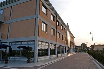 Hotel Montemezzi