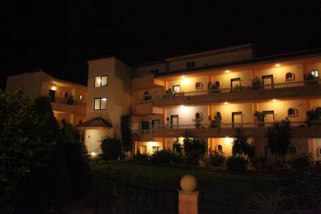 Отель Lyristis Studios в Фалираки - Греция