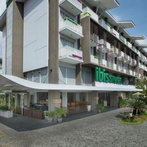 отель Ibis Styles Bali Benoa