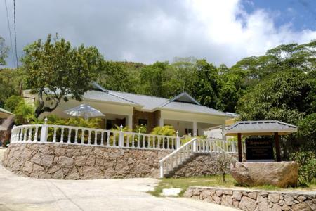 Отель Acquario Self Catering Apartment в о. Праслин - Сейшелы